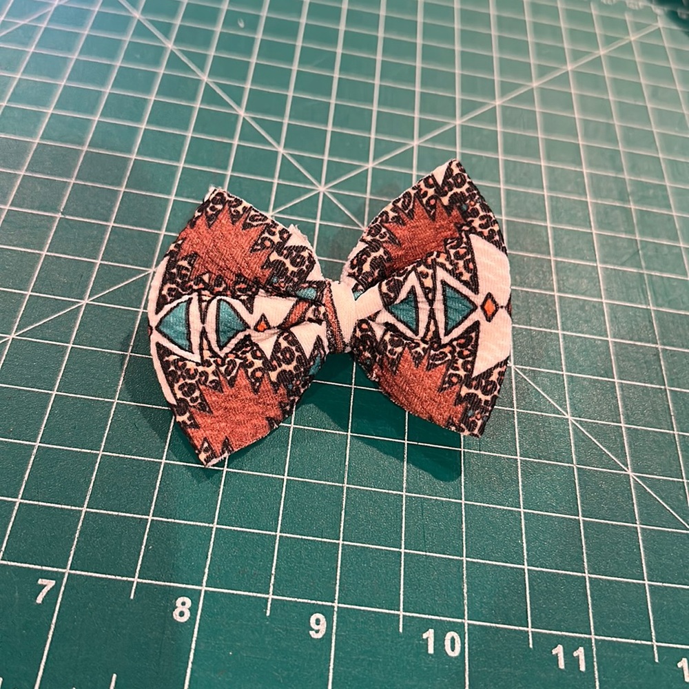 Aztec bow